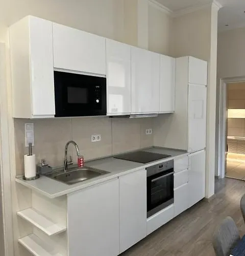 Апартаменты Erkel Elegance & Harmony *